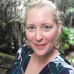 Meet your Posher, Jen